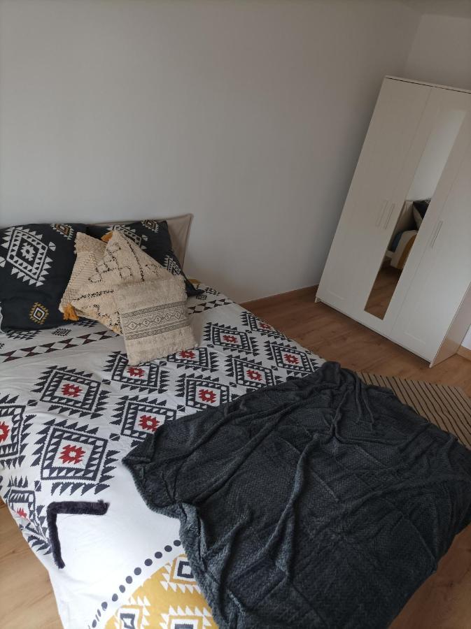 Apartment Sweet